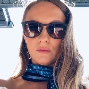 Meet your Posher, Natasa